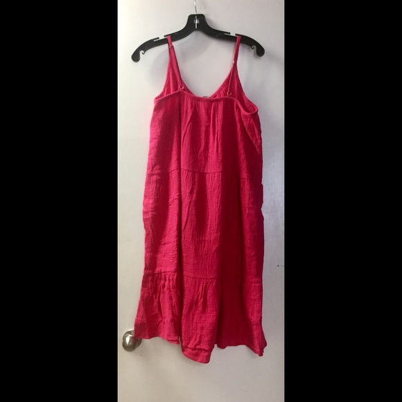 🌟Fuchsia Tiered Bubble Gauze Dress - Picture 3 of 4